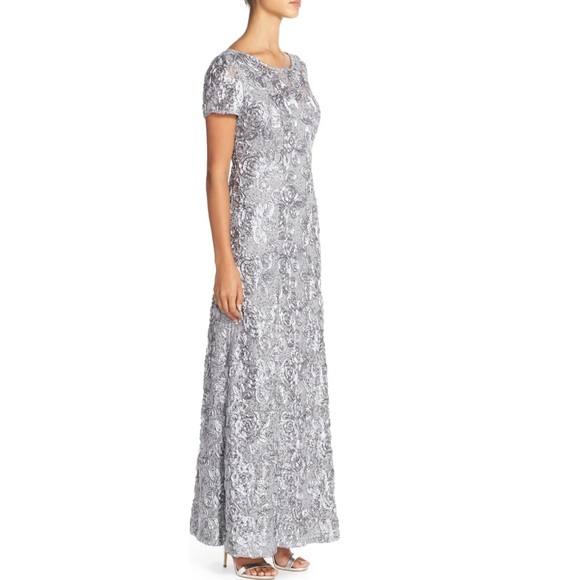Elegant 💍  Alex Evenings Embellished Lace Silver Gown - Picture 2 of 8